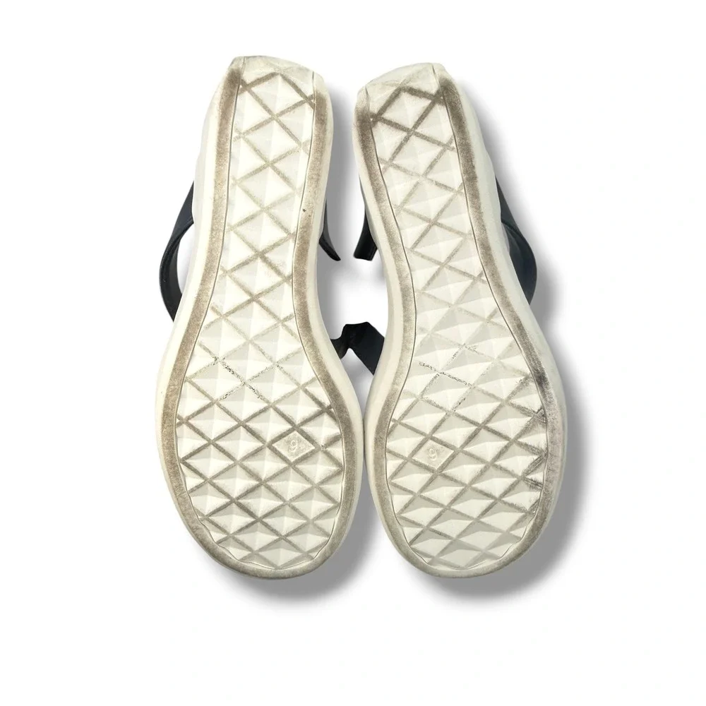Aerosoles Navy Comfort Wedge Flip Flop/Thong Sandals Women's Size 6 Cushioned